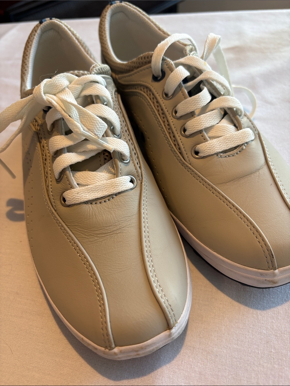 KEDS NEW WOMEN’S SPIRIT CASUAL SNEAKERS